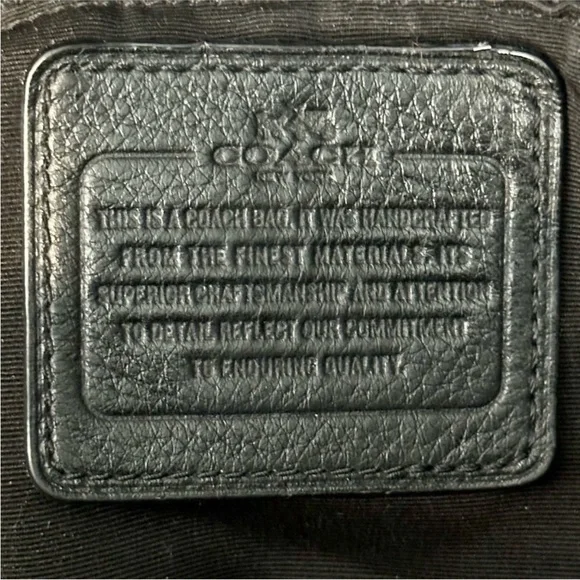 Coach | Isabelle Hobo Bag - Picture 10 of 12